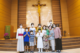 22년 8월 14일 주교님 방문 및 복사단 입단식과 가족사진